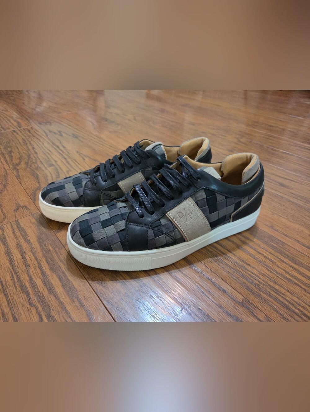 Donald J. Pliner Men's Andrew Woven Black, Gray, & Tan Leather Low-Top Sneakers